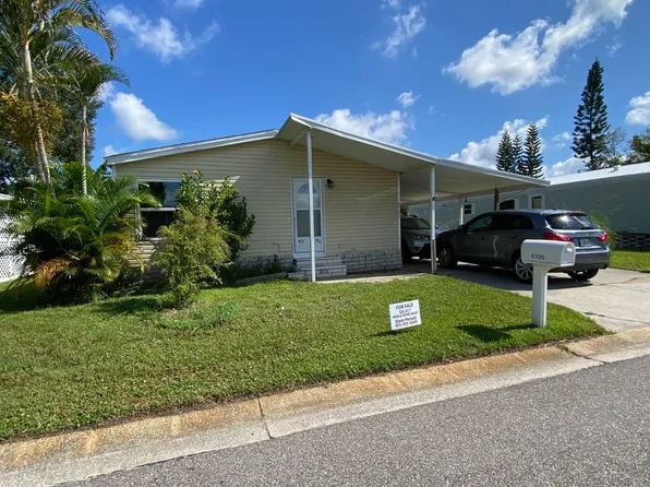 8705 Waterway Dr, Tampa, FL 33635