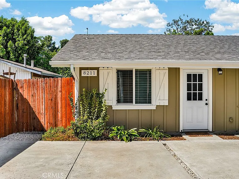 8211 Quartz Ave — Photo 37