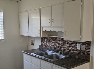 Ave E Apts, Birmingham, AL 35218