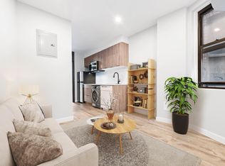 437 W 46th St APT 3RE, New York, NY 10036