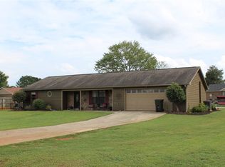 114 Bright Rd, Hazel Green, AL 35750