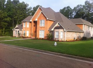 916 Rutherford Dr, Jackson, MS 39206