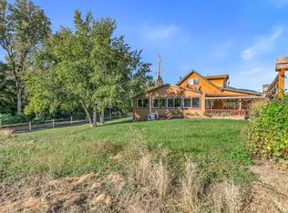 13990 N Applegate Rd, Grants Pass, OR 97527