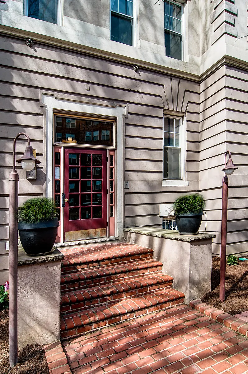 Building Photo - 1332 15th St NW #34N