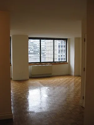 Rented by Classic Marketing- 530 Park1 | media 17