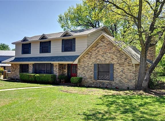 3rd image of 11920 Blue Creek Dr