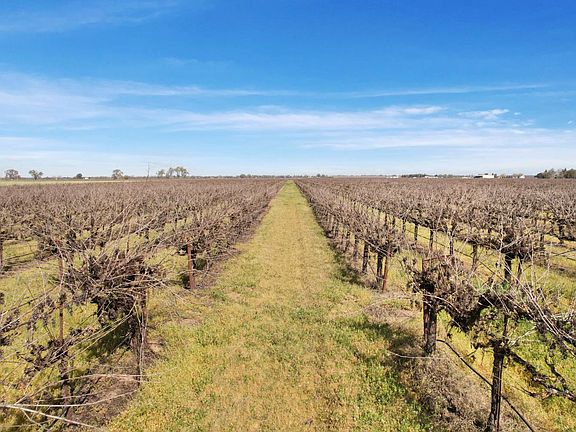 2nd image of 4923 W Acampo Rd