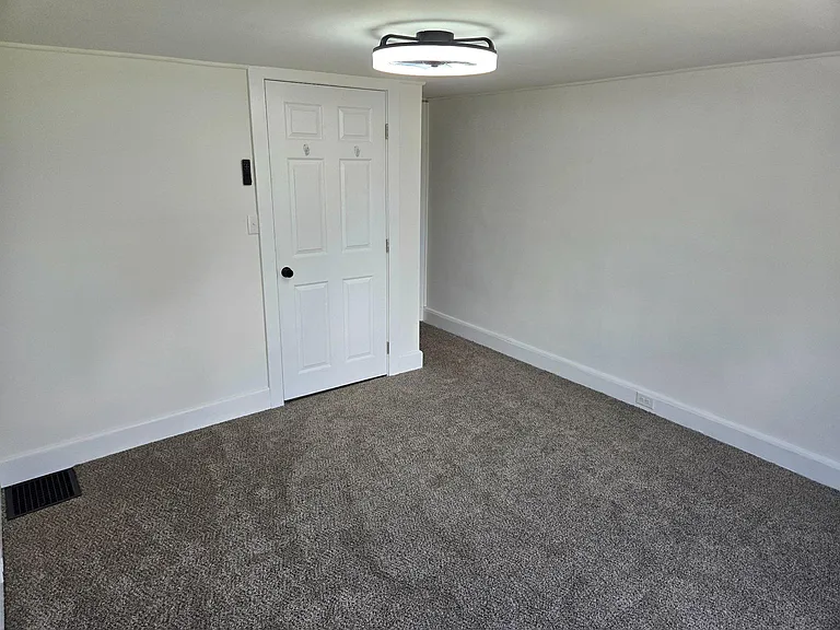 2454 E Swamp Rd #1 — Photo 16