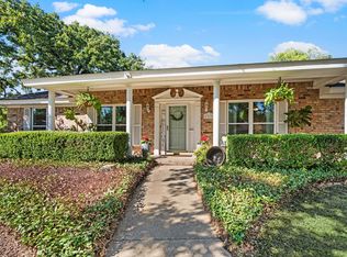 1317 Wade Dr, Bedford, TX 76022