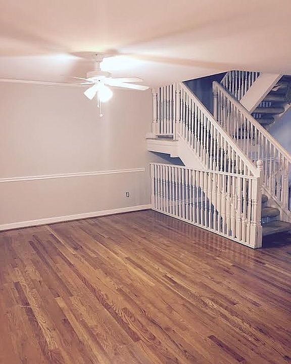 Open Living Room on Main Lev