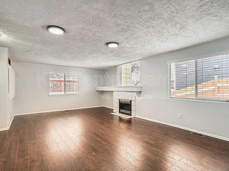 5742 W 114th Pl — Photo 24