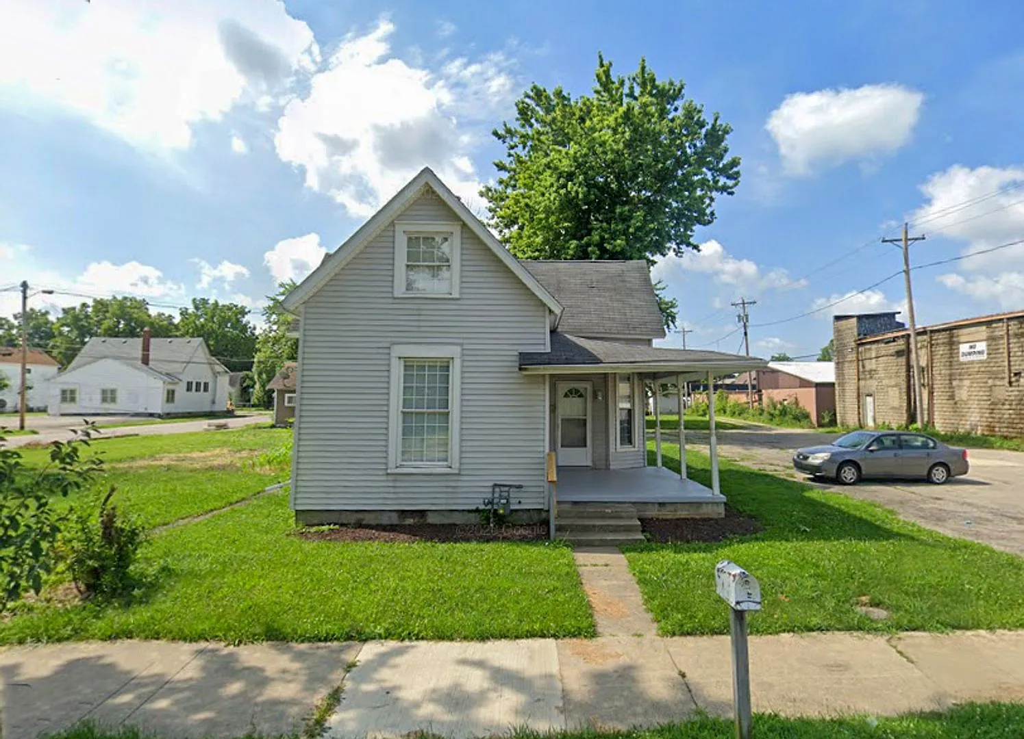 *July Availability!* Charming 4 Bedroom Home! — Photo 1