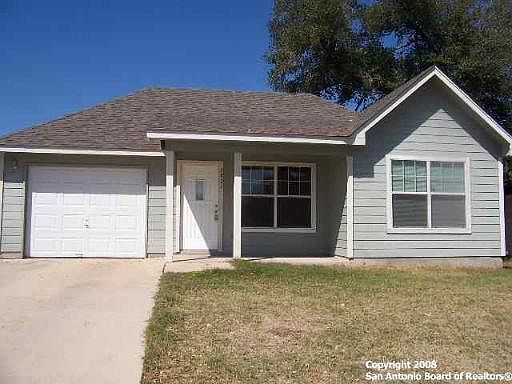 1st image of 2807 ROSARY ST