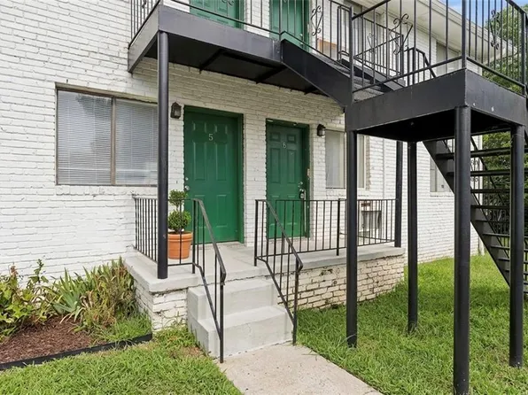696 Hill St, Forest Park, GA