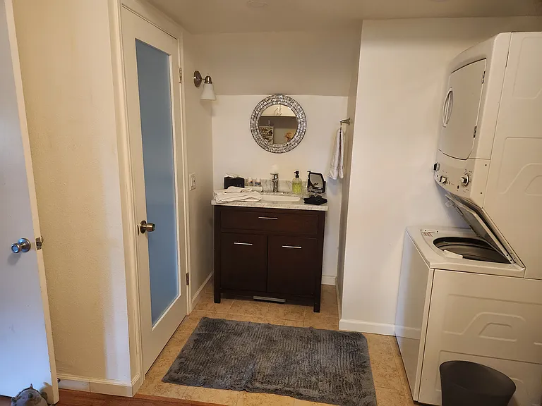 1418 Golden Crest Dr — Photo 10