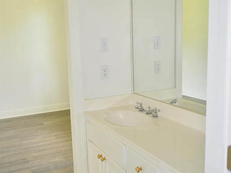 36221 Cypress Way — Photo 14
