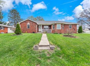 20 Richard St, Waterloo, IL 62298