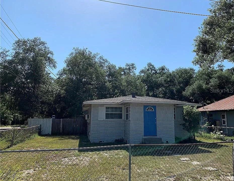 1st image of 2810 Palmetto Ave