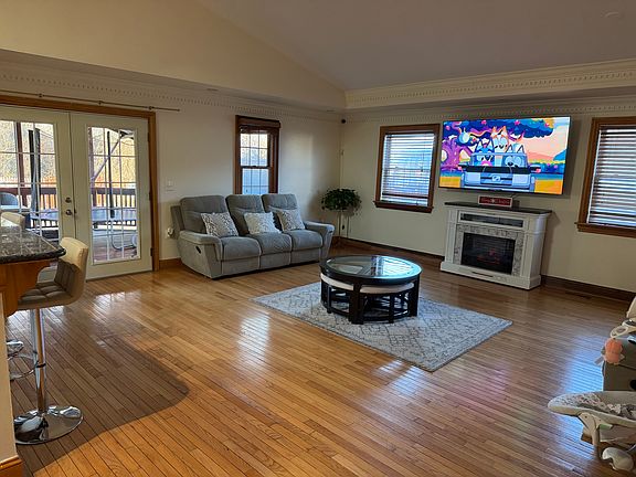 5th image of 7316 Valleycrest Blvd