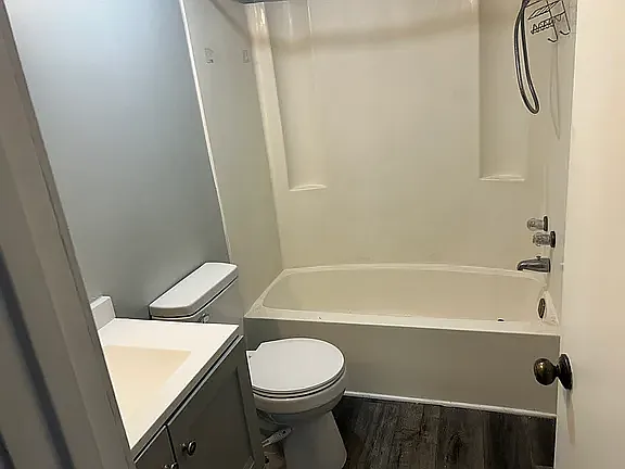 3 bed, 960 sqft, $1,500 — Photo 4