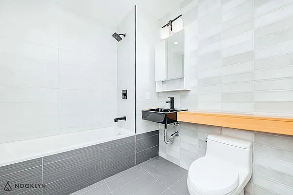 Rented by Nooklyn NYC LLC | media 45