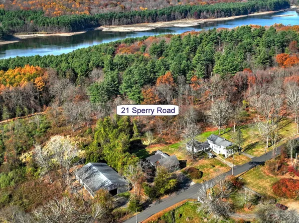 21 Sperry Road, Bethany, CT 06524