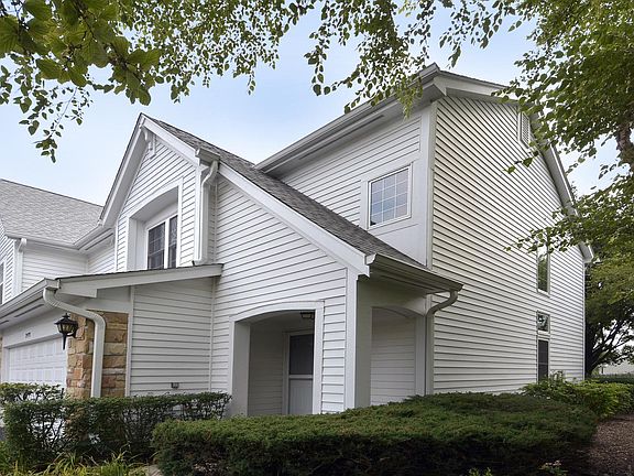 2nd image of 2933 Oak Ct
