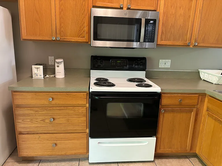 129 Reserve Cir #209 — Photo 7