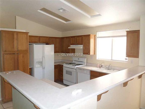 2nd image of 7109 Wonderberry St