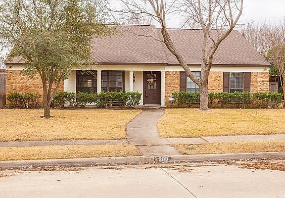 2nd image of 208 Ripplewood Dr