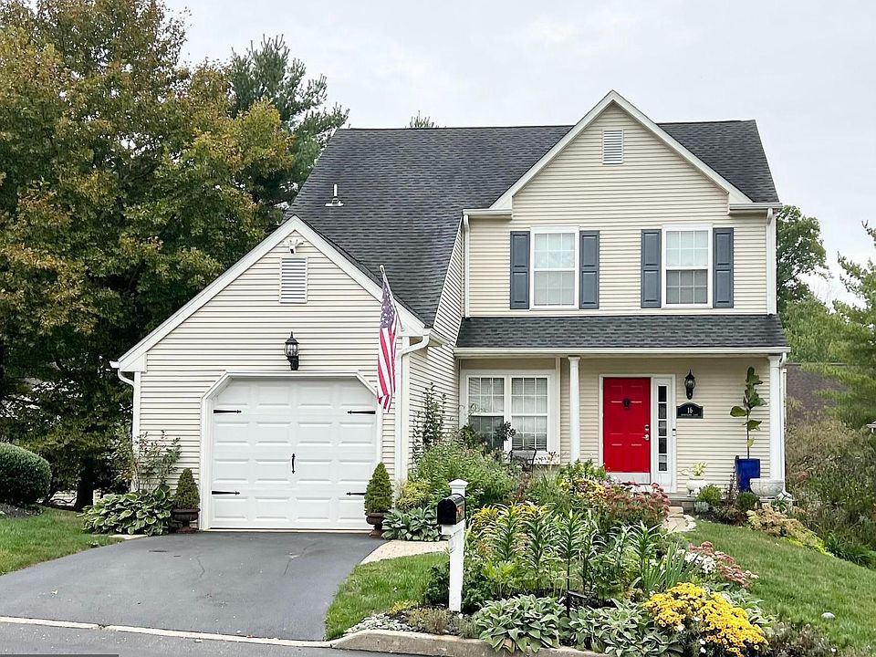 1st image of 16 Kingfisher Ln