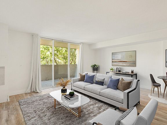 2nd image of 601 W 11th Ave APT 219