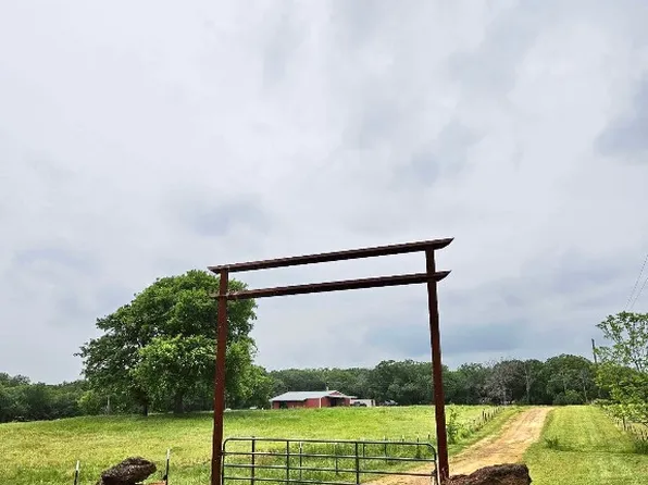 9000 County Road 41514, Athens, TX 75751