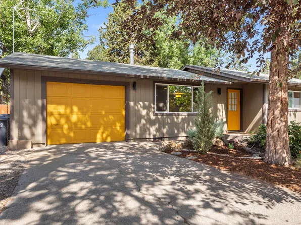 635 SE 6th St, Bend, OR 97702