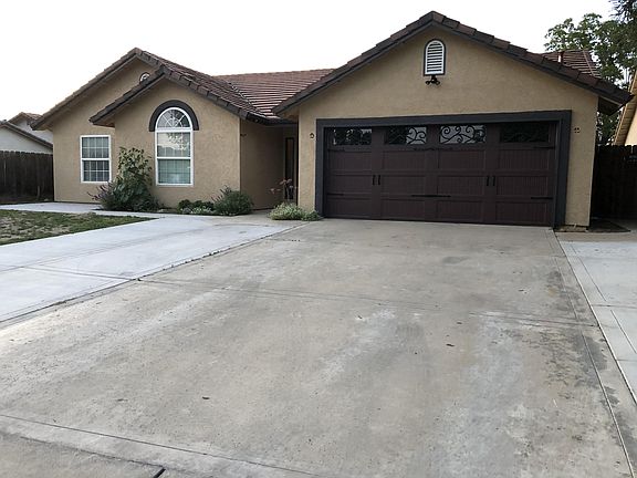 2nd image of 1528 E Vine Ct