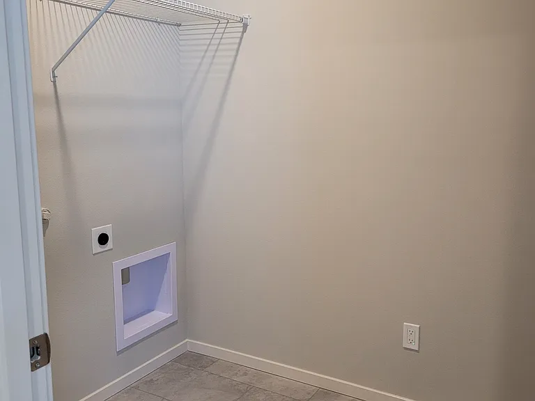 2302 Killian Spring Dr — Photo 32