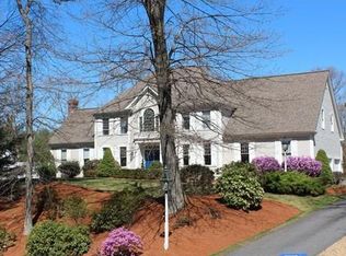 5 Wedgewood Dr, Hopkinton, MA 01748