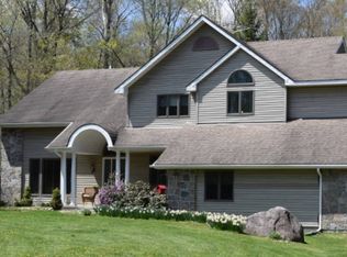 49 Outlet Rd, Piseco, NY 12139