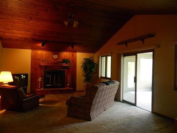 5th image of 56442 Wild Cherry Ln