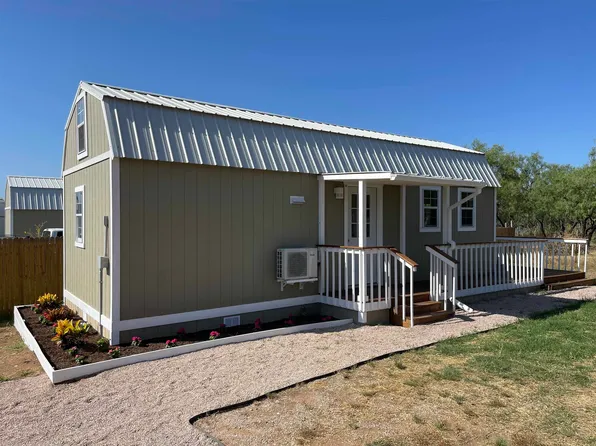 1228 Industrial Boulevard, Kingsland, TX 78639