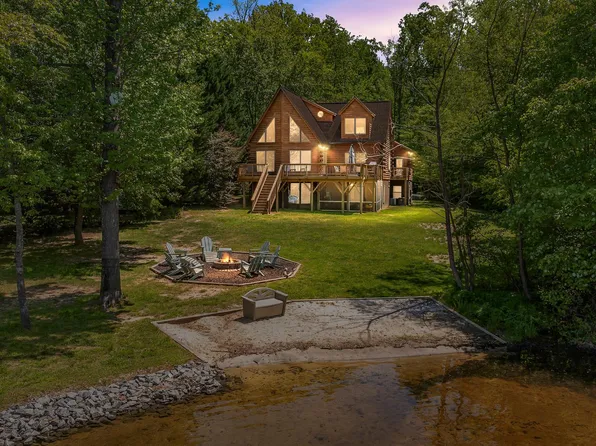 95 Cooke Ln, Bumpass, VA 23024