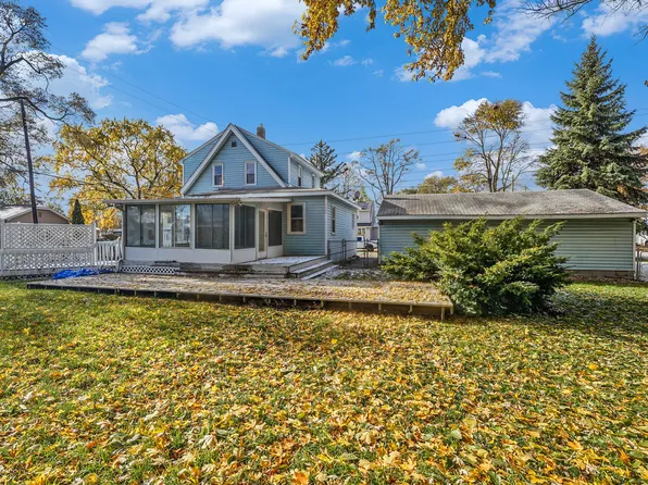 55 39th St SW, Wyoming, MI 49548