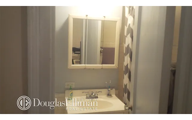 Rented by Douglas Elliman | media 34