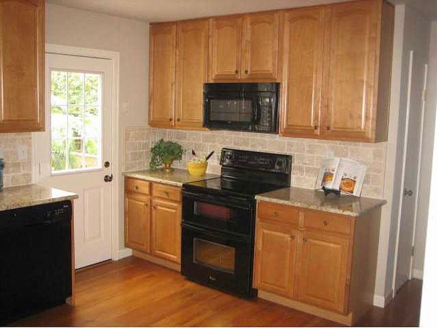 1st image of 535 Hickory Dr