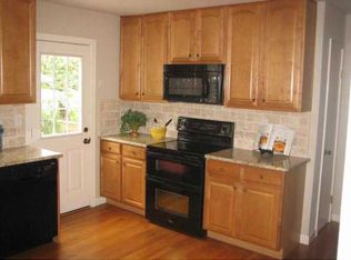 535 Hickory Dr, Marietta, GA 30064