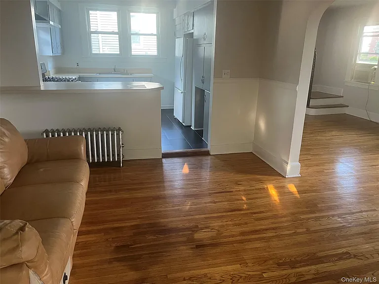 69 Hunt Ave — Photo 5