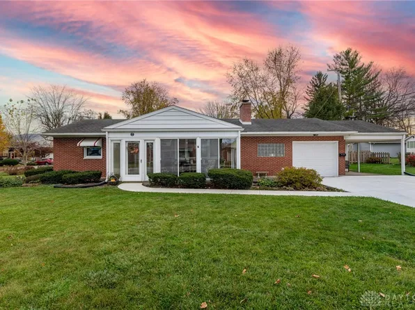 105 E Harmon Dr, Greenville, OH 45331