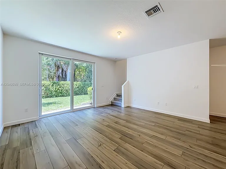 4607 Hollister Ave #4607 — Photo 11
