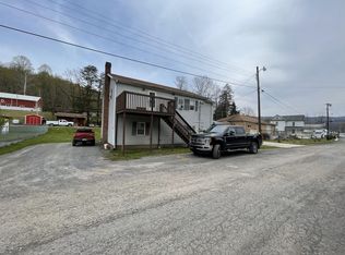 105 Main St #A, Albright, WV 26519