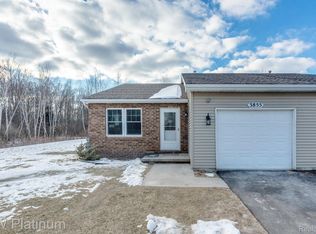3819 Krafft Rd, Fort Gratiot, MI 48059